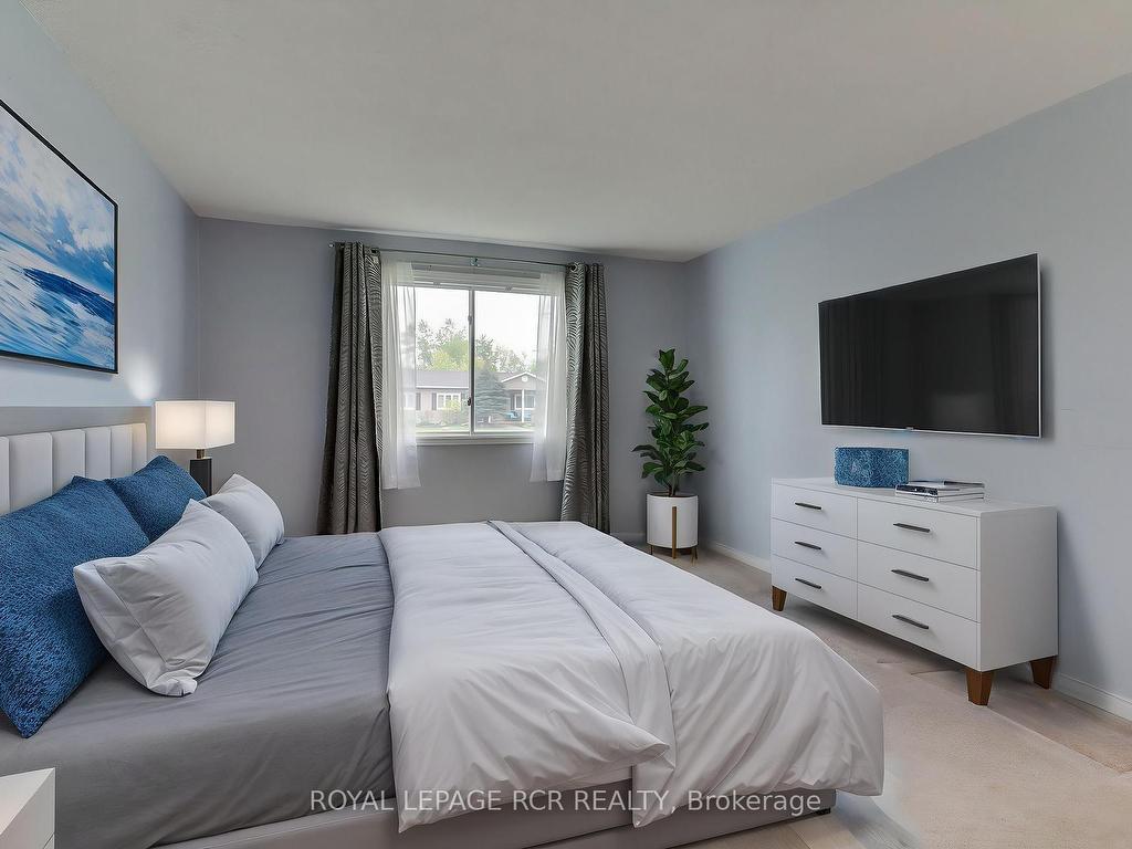 









8


Carmans Cove

N/A,
Innisfil,




ON
L9S 1R9

