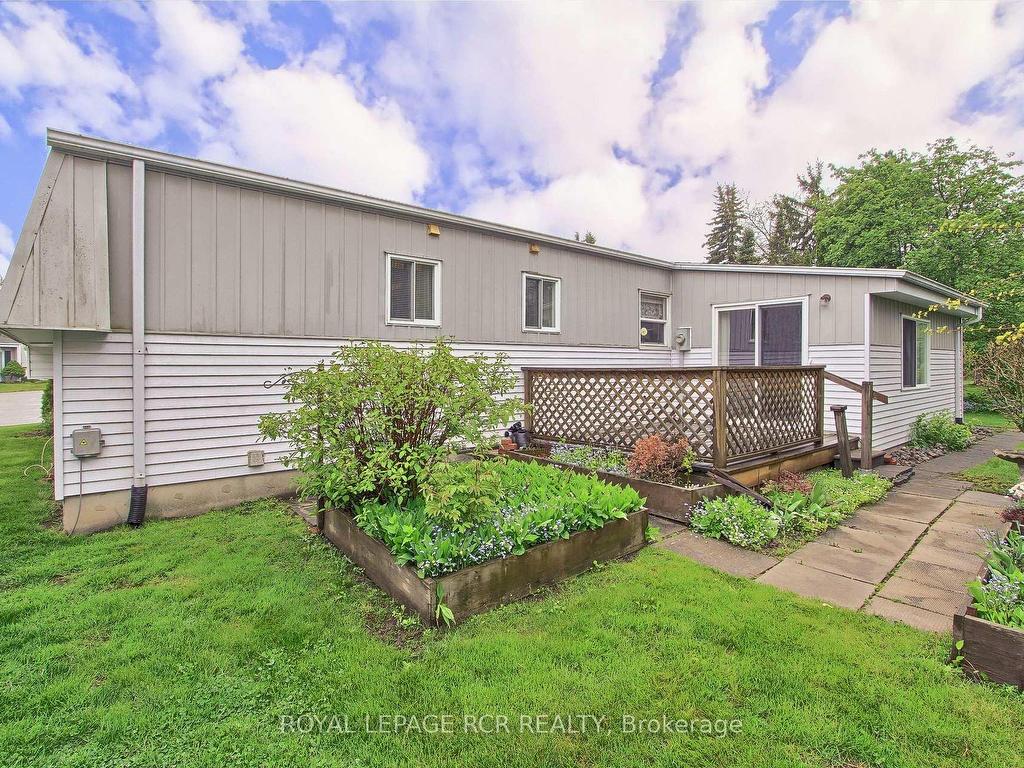 









8


Carmans Cove

N/A,
Innisfil,




ON
L9S 1R9


