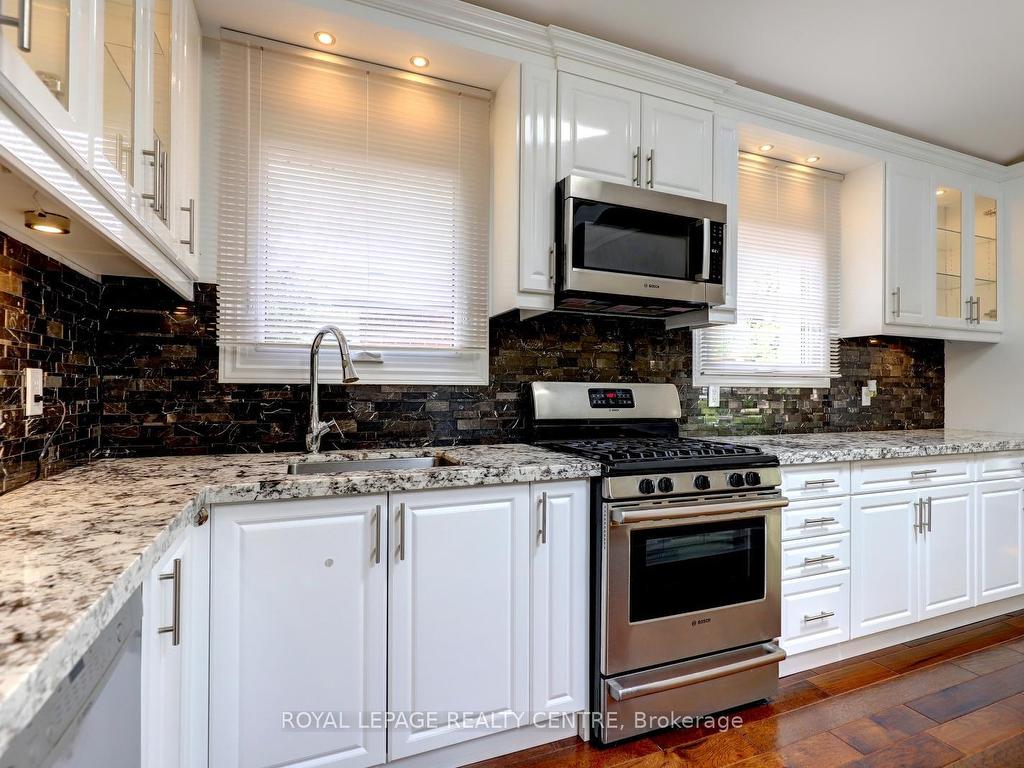 









753


Fletcher Valley

Crescent,
Mississauga,




ON
L5J 2X4

