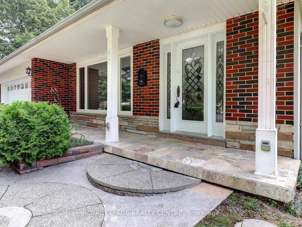 









753


Fletcher Valley

Crescent,
Mississauga,




ON
L5J 2X4

