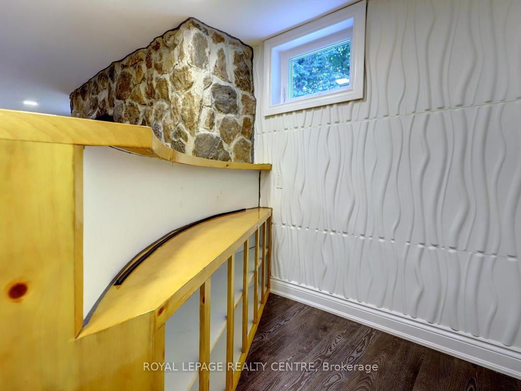 









753


Fletcher Valley

Crescent,
Mississauga,




ON
L5J 2X4

