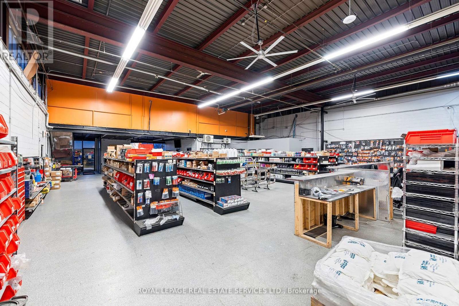 












5850 DIXIE ROAD

,
Mississauga,




Ontario
L4W1E7

