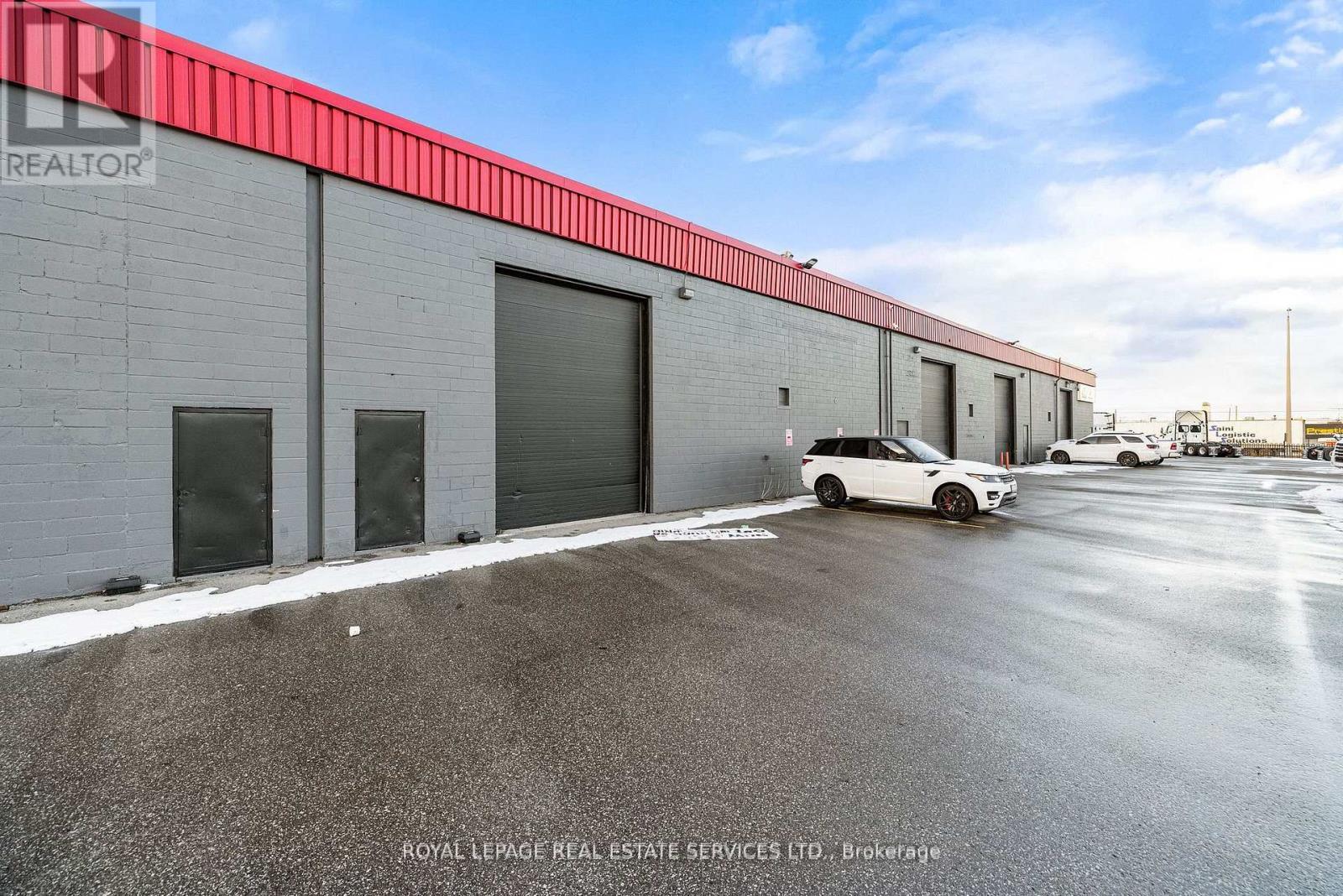












5850 DIXIE ROAD

,
Mississauga,




Ontario
L4W1E7

