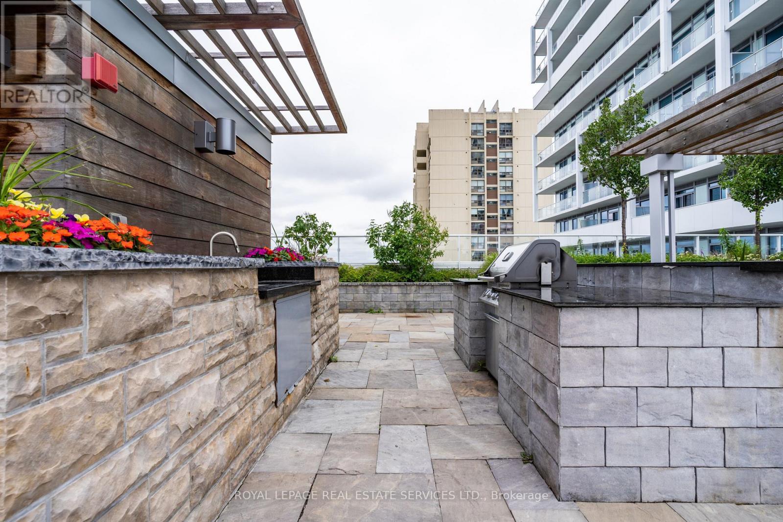 












612 - 55 SPEERS ROAD

,
Oakville,




Ontario
L6K0H9

