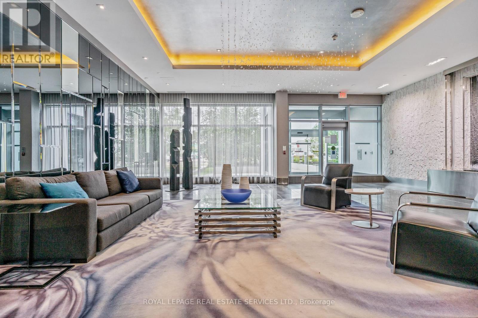 












612 - 55 SPEERS ROAD

,
Oakville,




Ontario
L6K0H9

