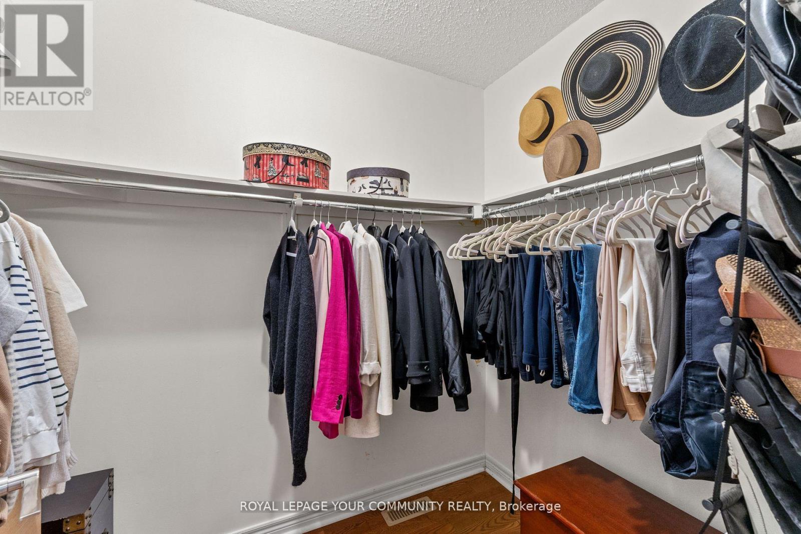 












67 GAMBLE GLEN CRESCENT

,
Richmond Hill,




Ontario
L4S2T3


