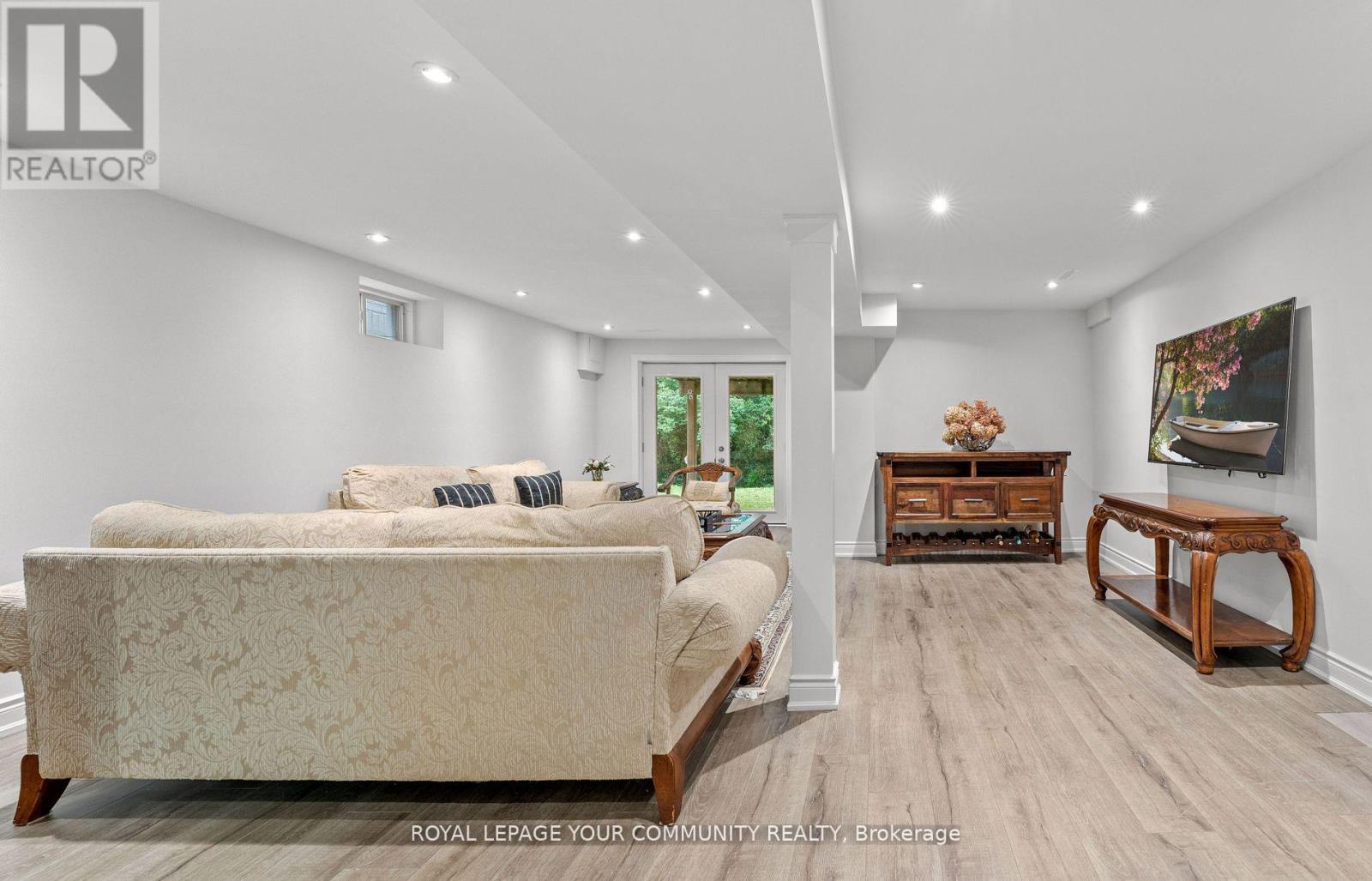 












67 GAMBLE GLEN CRESCENT

,
Richmond Hill,




Ontario
L4S2T3

