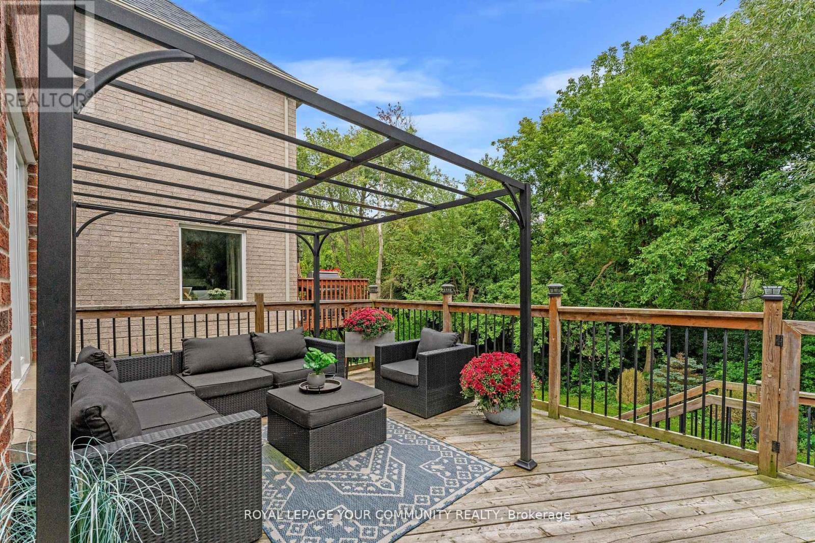 












67 GAMBLE GLEN CRESCENT

,
Richmond Hill,




Ontario
L4S2T3

