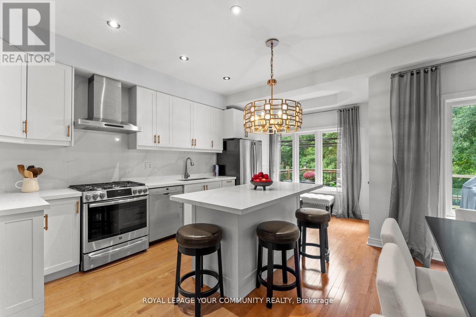 












67 GAMBLE GLEN CRESCENT

,
Richmond Hill,




Ontario
L4S2T3

