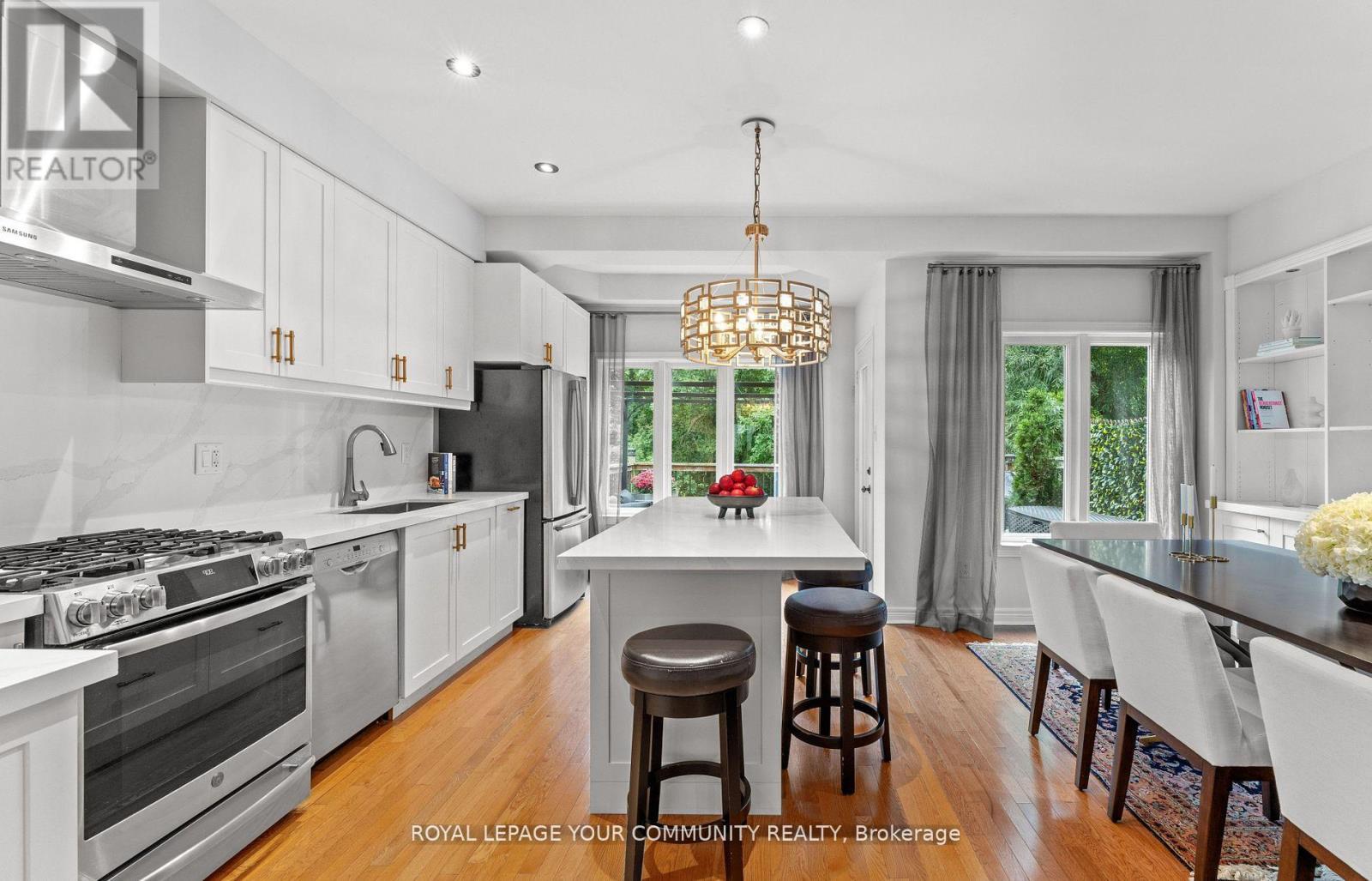 












67 GAMBLE GLEN CRESCENT

,
Richmond Hill,




Ontario
L4S2T3

