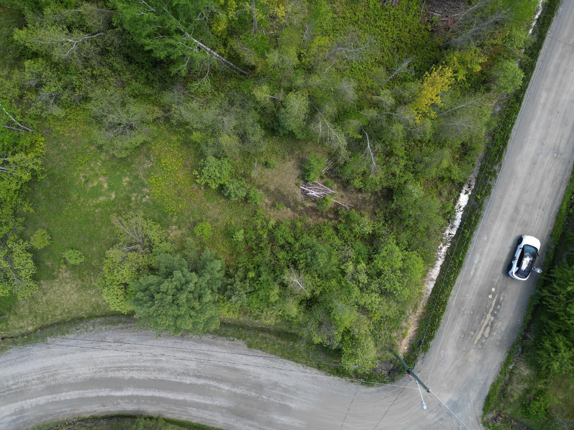 









1015


Rue du Saphir

,
Saint-Denis-de-Brompton,







QC
J0B2P0

