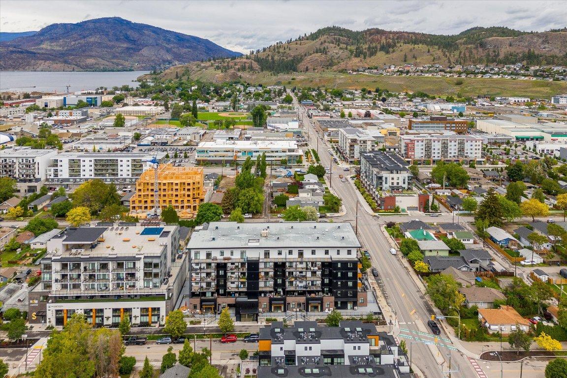









660


Cawston

Avenue, 105B,
Kelowna,




BC
V1Y 9M1

