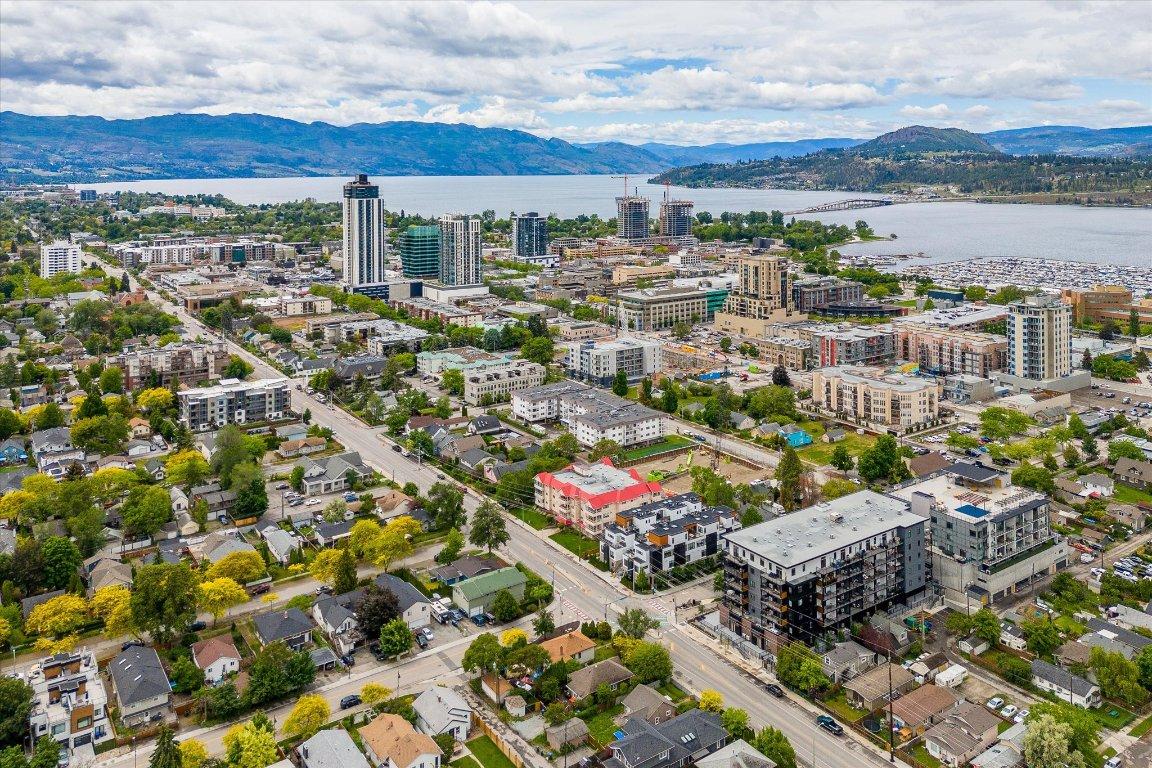 









660


Cawston

Avenue, 105B,
Kelowna,




BC
V1Y 9M1

