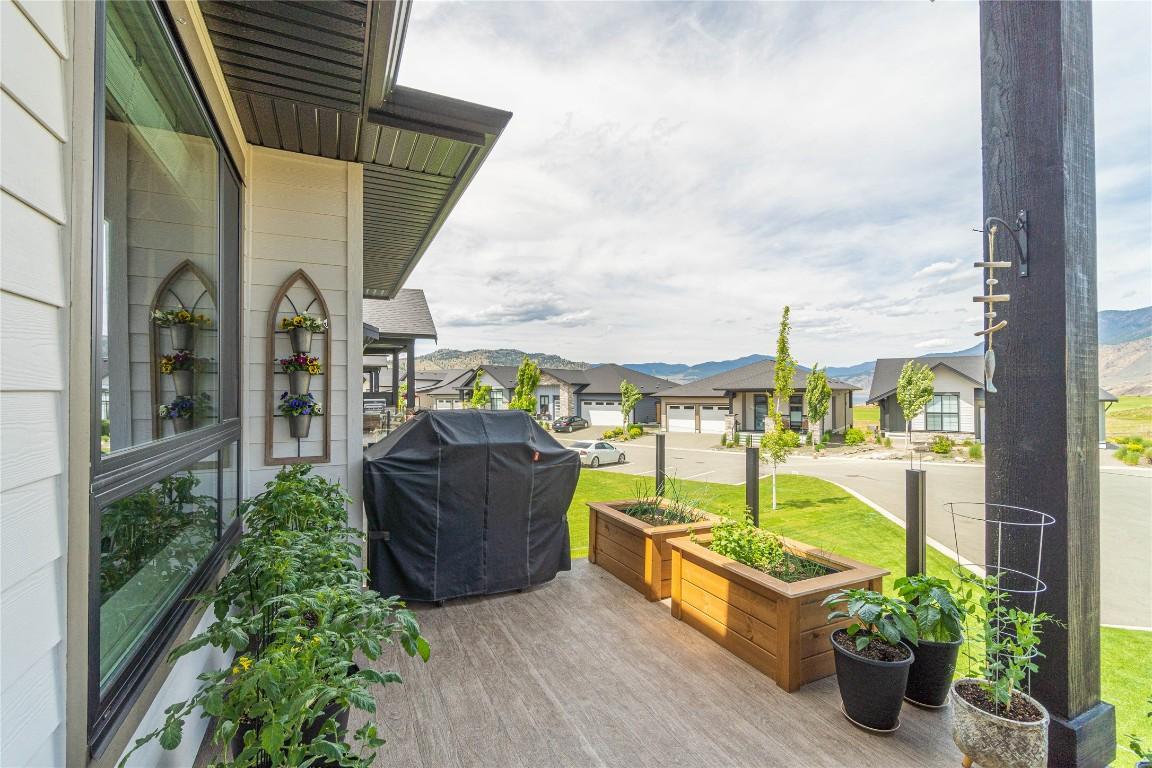 









260


RUE CHEVAL NOIR

, 21,
Kamloops,




BC
V1S 0G1

