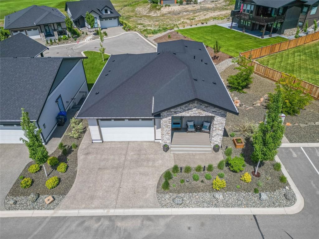 









260


RUE CHEVAL NOIR

, 21,
Kamloops,




BC
V1S 0G1

