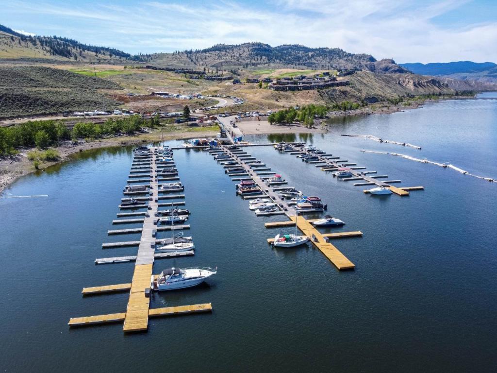 









260


RUE CHEVAL NOIR

, 21,
Kamloops,




BC
V1S 0G1


