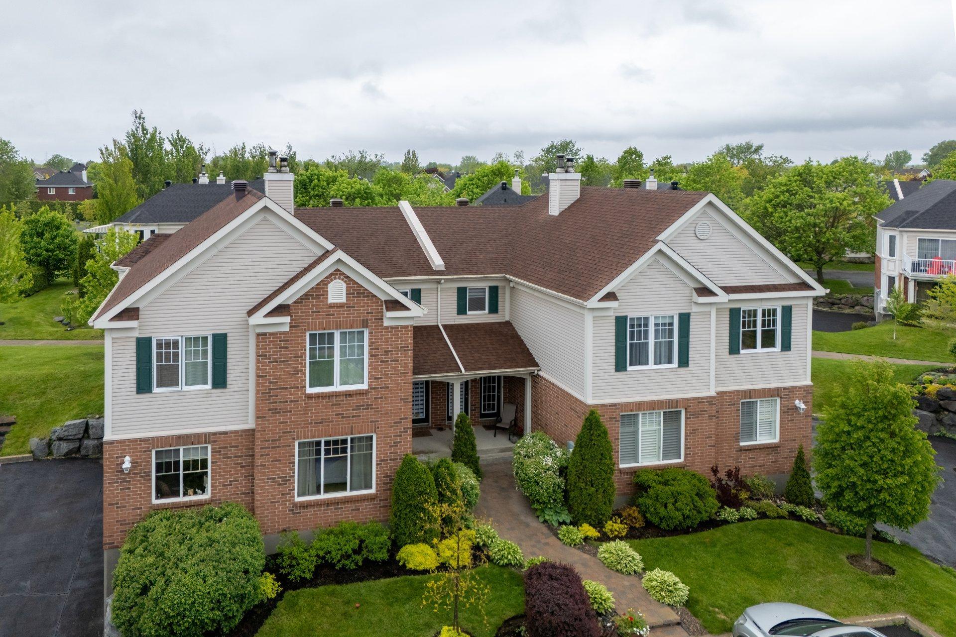 









379


Rue de Vendée

,
Boucherville,




QC
J4B8J2

