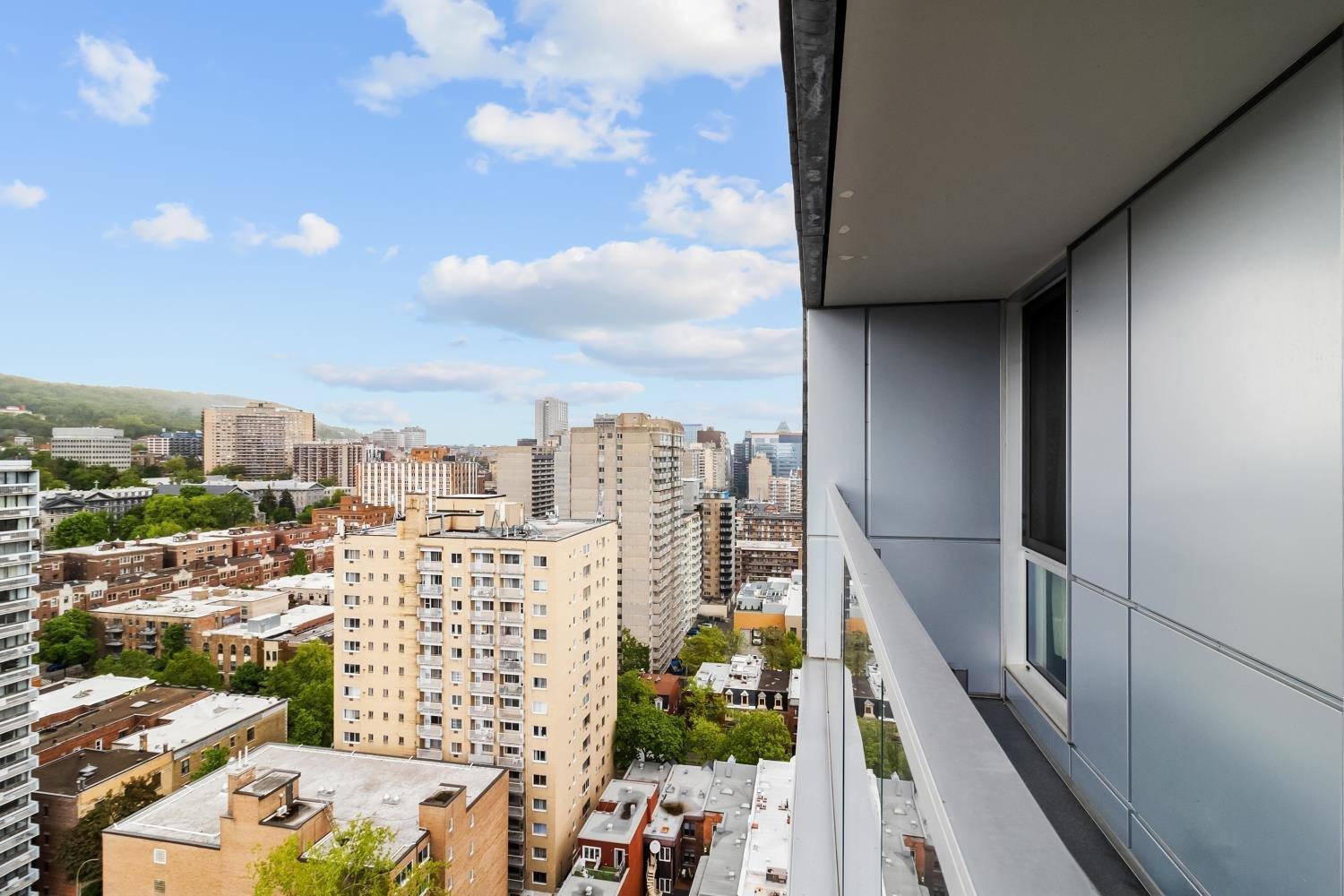 









1414


Rue Chomedey

, 2055,
Montréal (Ville-Marie),




QC
H3H0A2

