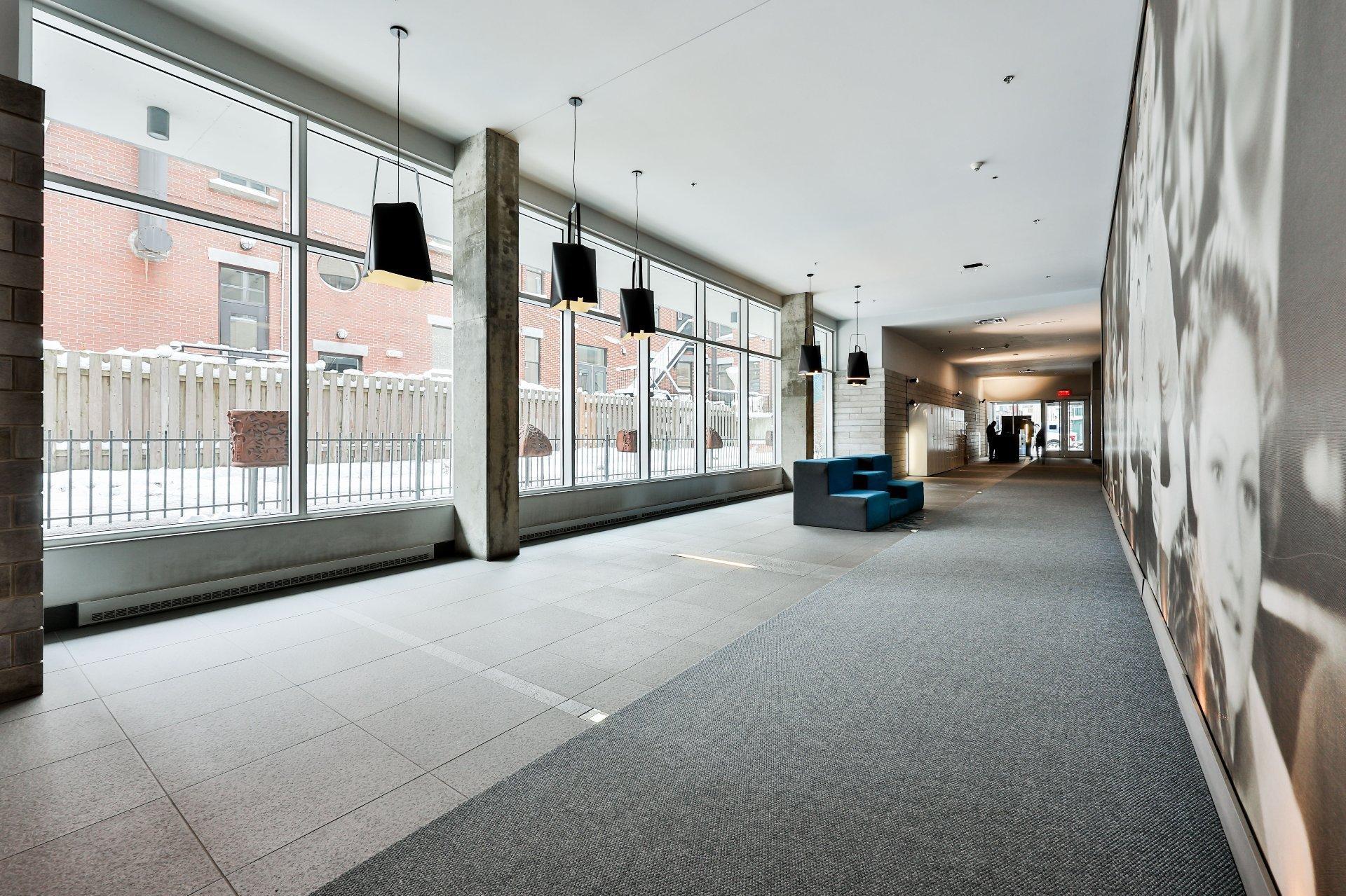 









1414


Rue Chomedey

, 2055,
Montréal (Ville-Marie),




QC
H3H0A2

