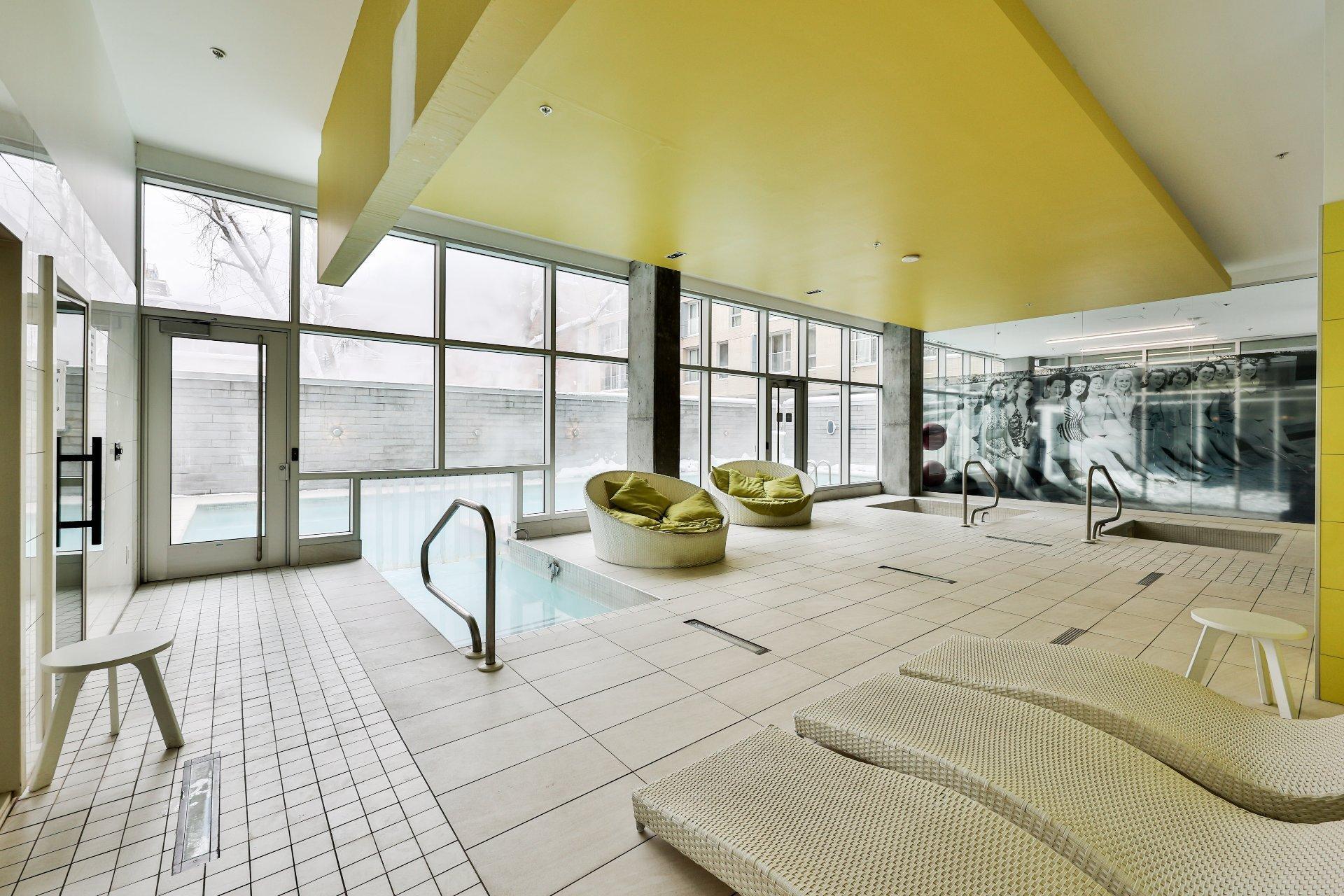 









1414


Rue Chomedey

, 2055,
Montréal (Ville-Marie),




QC
H3H0A2


