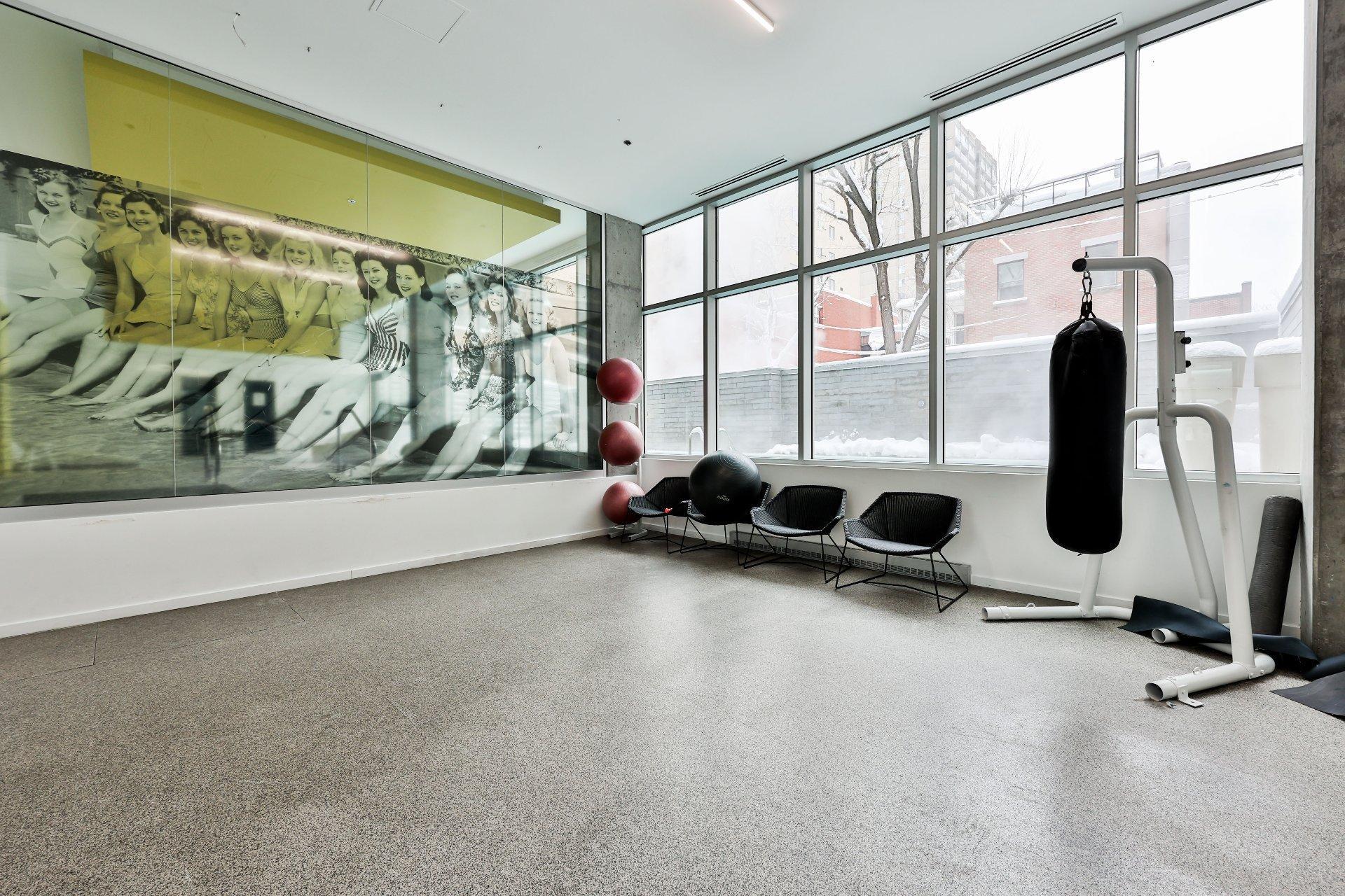 









1414


Rue Chomedey

, 2055,
Montréal (Ville-Marie),




QC
H3H0A2

