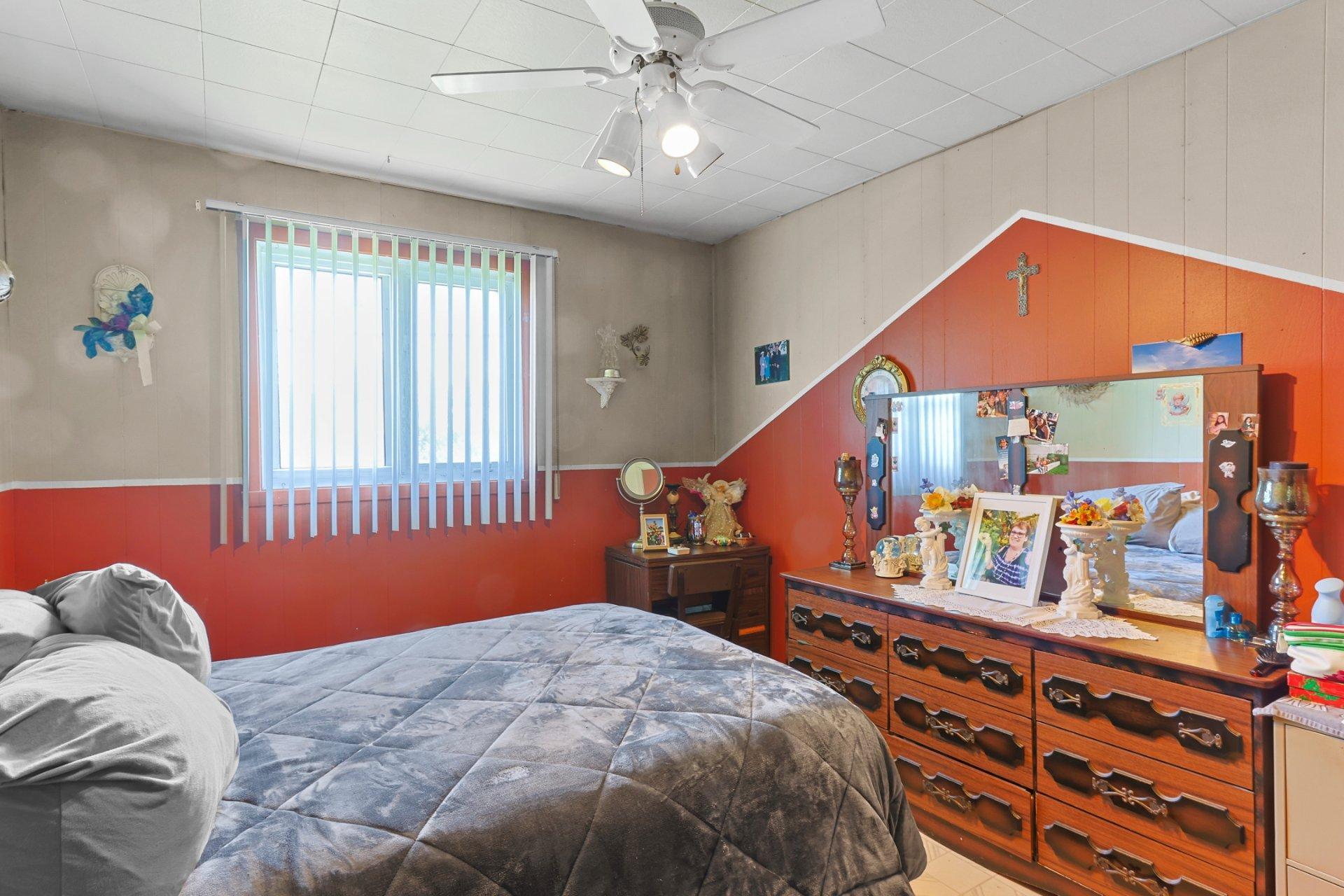 









18


Rue Viau

,
Saint-Isidore,




QC
J0L2A0

