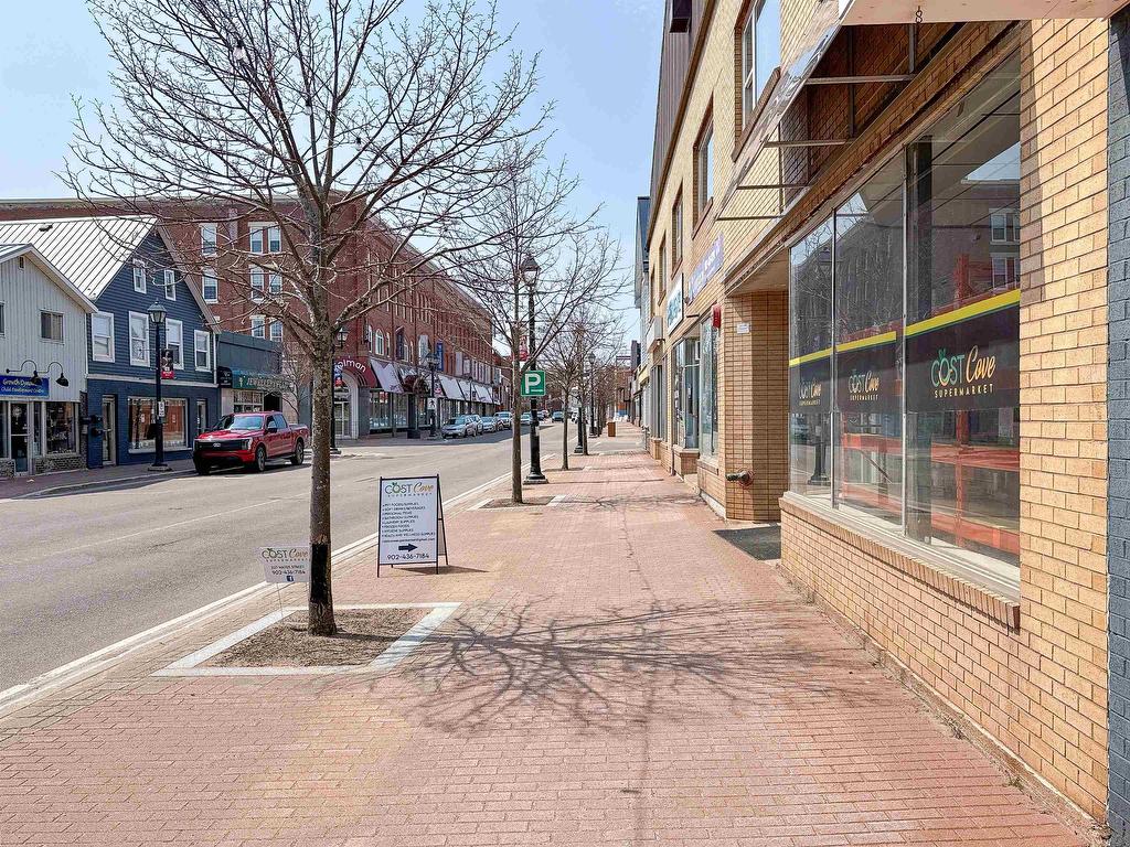 












227-239 Water Street

,
Summerside,




PE
C1N 1G2


