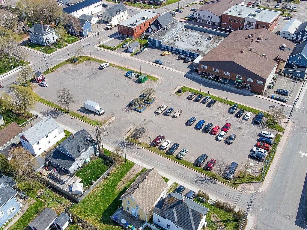 












227-239 Water Street

,
Summerside,




PE
C1N 1G2

