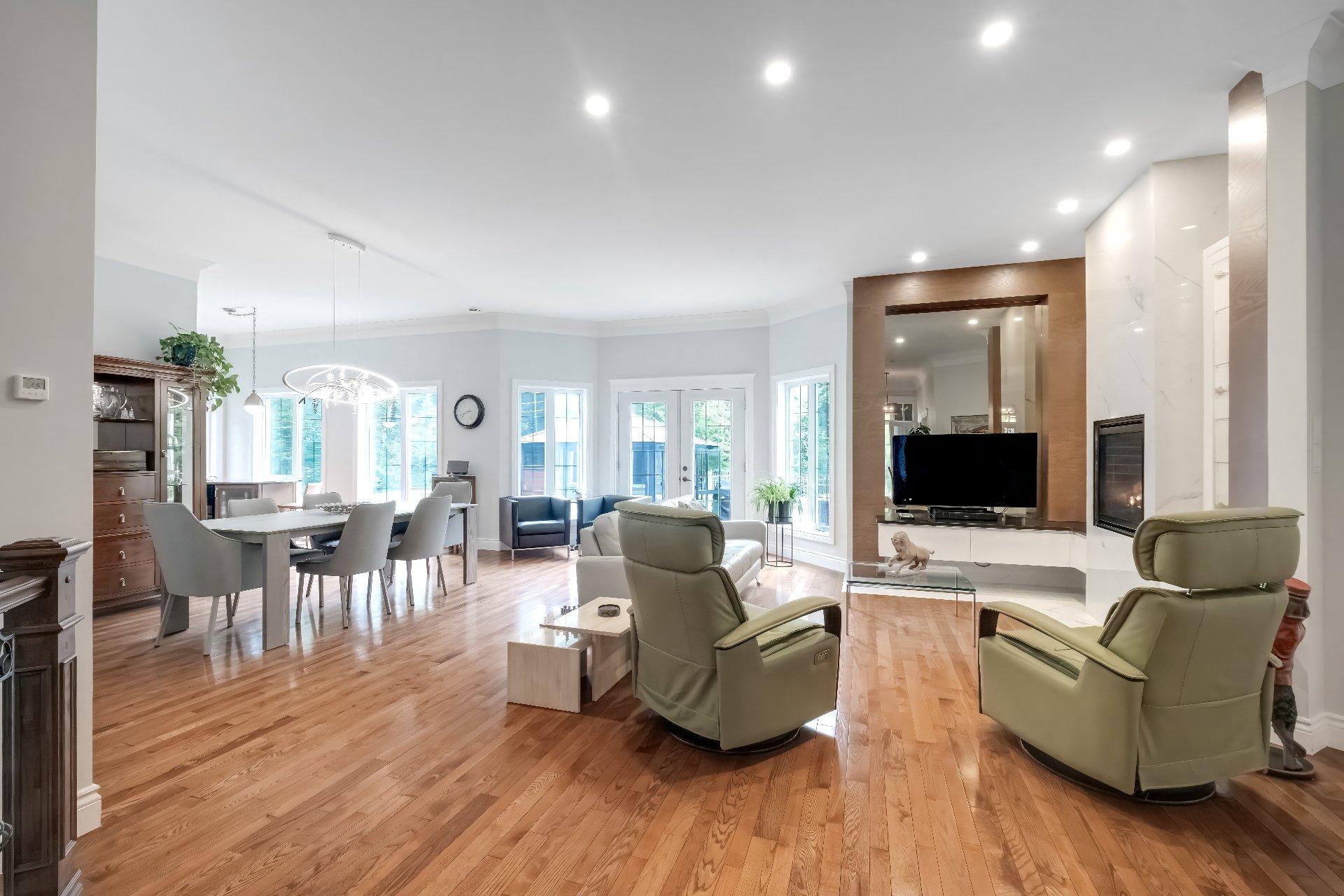 









1091


Rue Frédéric-Doyon

,
Sherbrooke (Brompton/Rock Forest/Saint-Élie/Deauville),




QC
J1R0T1


