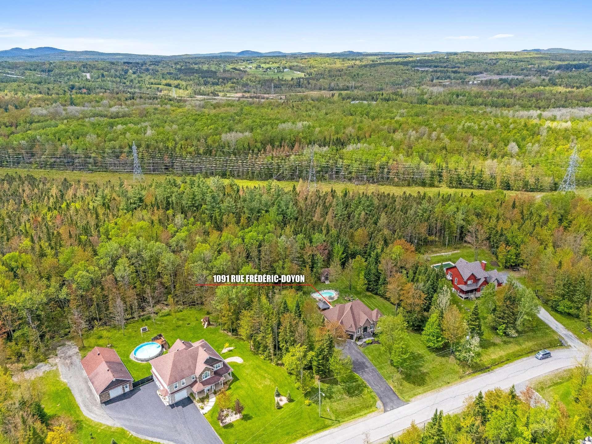 









1091


Rue Frédéric-Doyon

,
Sherbrooke (Brompton/Rock Forest/Saint-Élie/Deauville),




QC
J1R0T1

