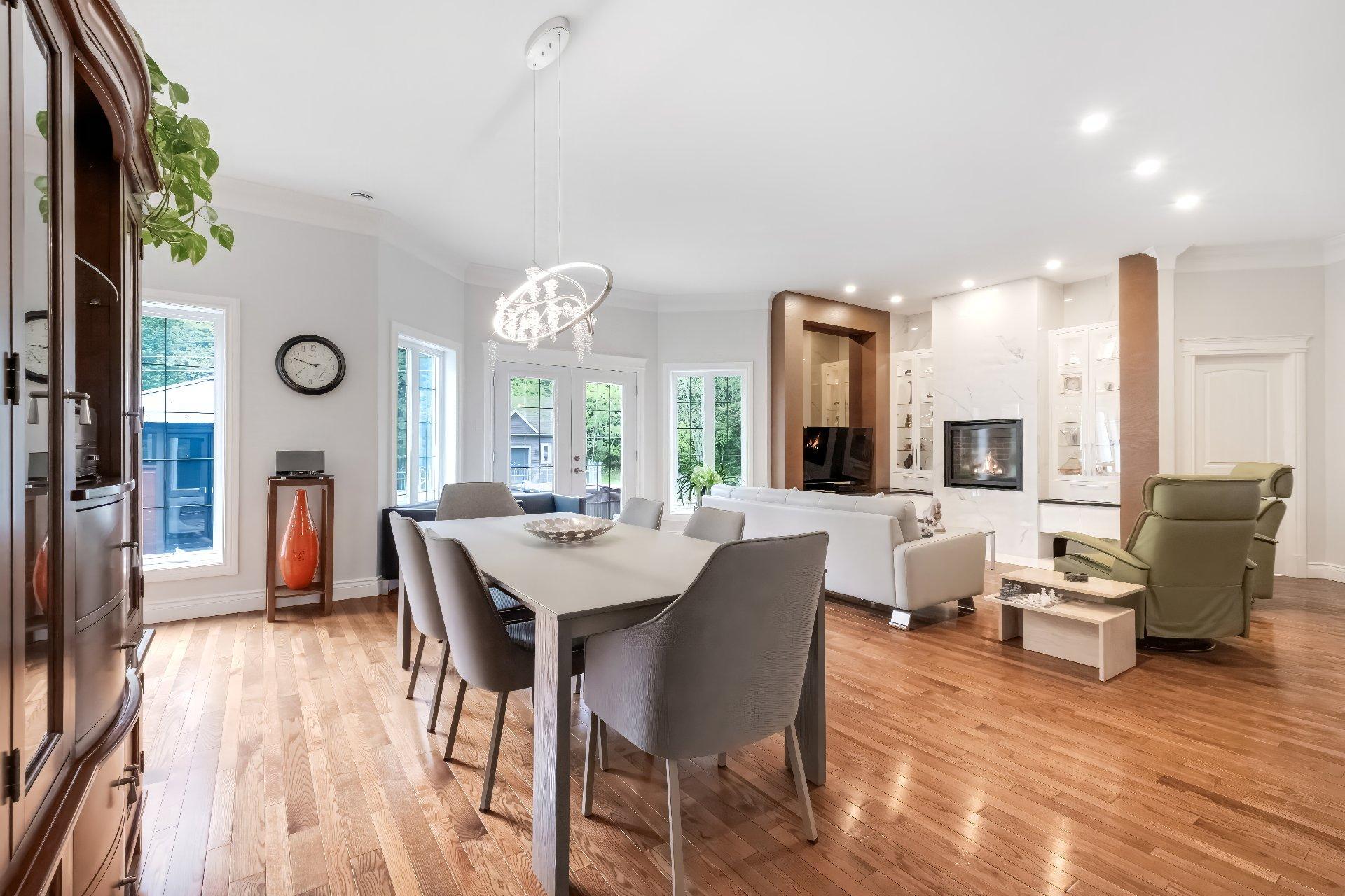 









1091


Rue Frédéric-Doyon

,
Sherbrooke (Brompton/Rock Forest/Saint-Élie/Deauville),




QC
J1R0T1

