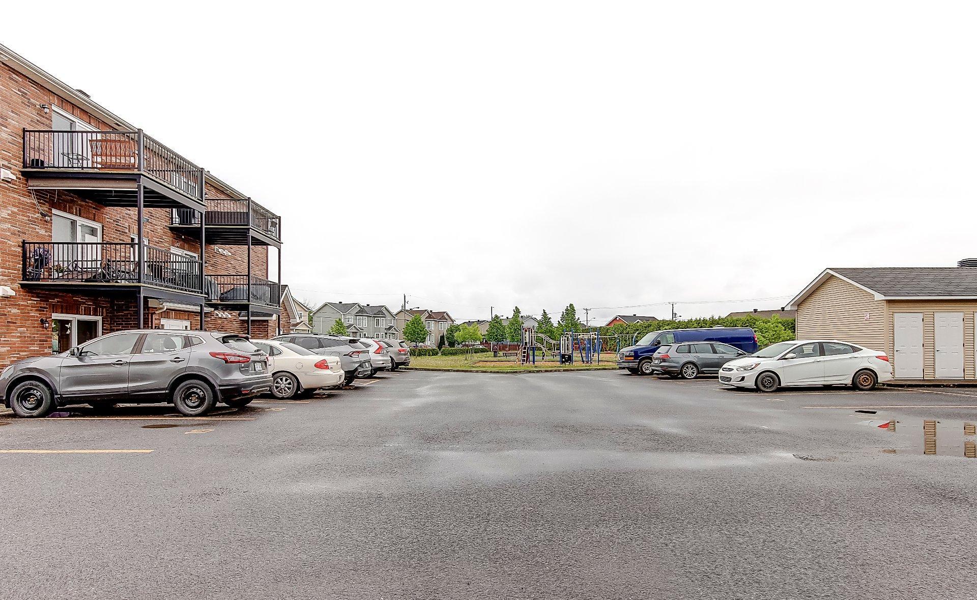 









393


Rue Boire

, D,
Napierville,




QC
J0J1L0

