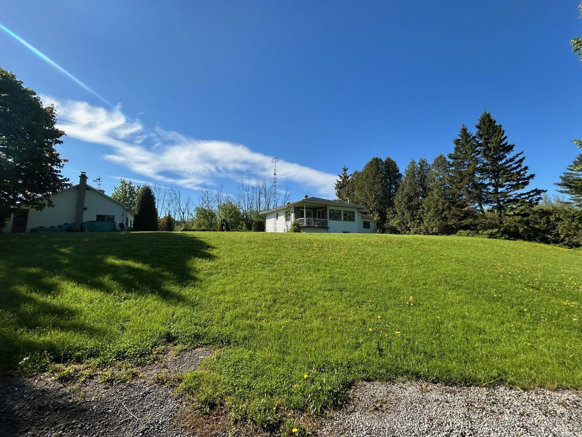 









239

 - 12


Route Marie-Victorin

,
Verchères,




QC
J0L2R0

