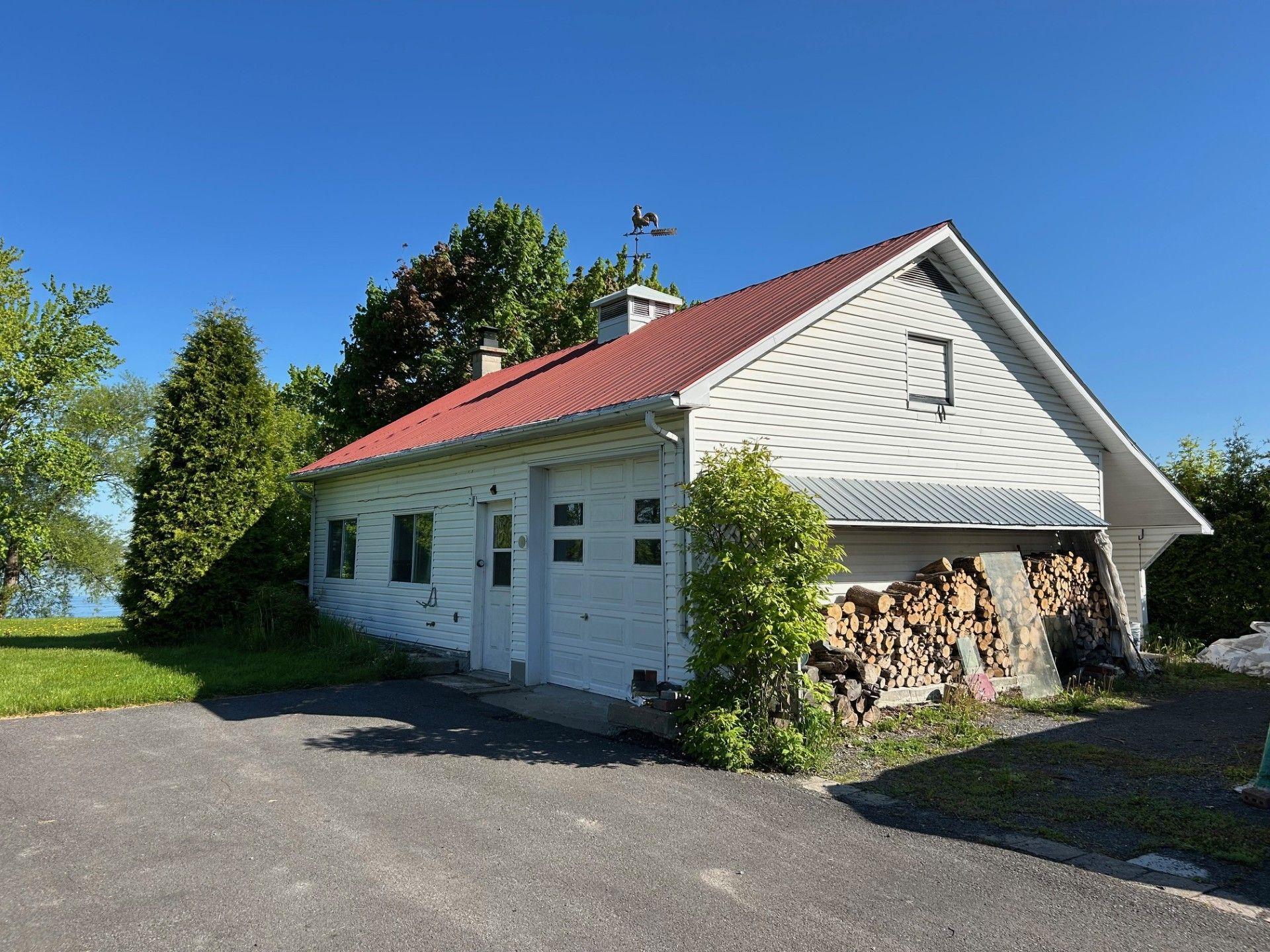 









239

 - 12


Route Marie-Victorin

,
Verchères,




QC
J0L2R0

