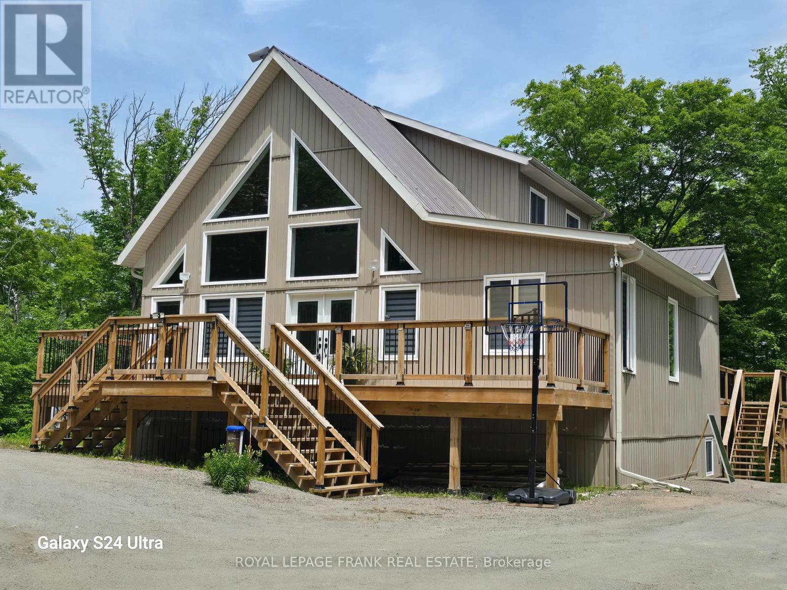 












1097 CHEDDAR ROAD

,
Highlands East (Cardiff Ward),




Ontario
K0L1M0

