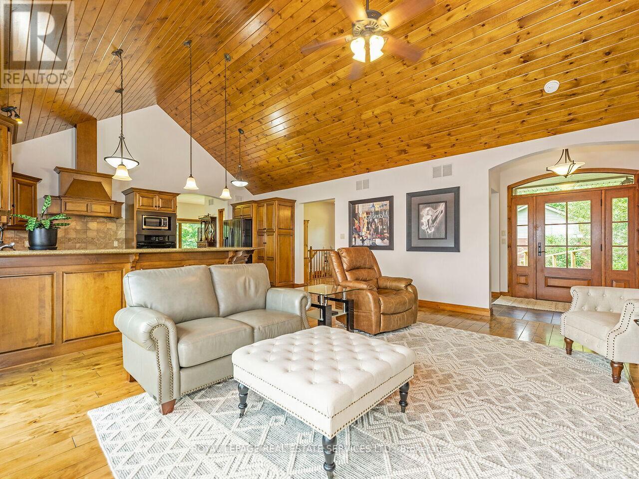 












114 ISLANDVIEW LANE

,
Chisholm,




Ontario
P0H1Z0

