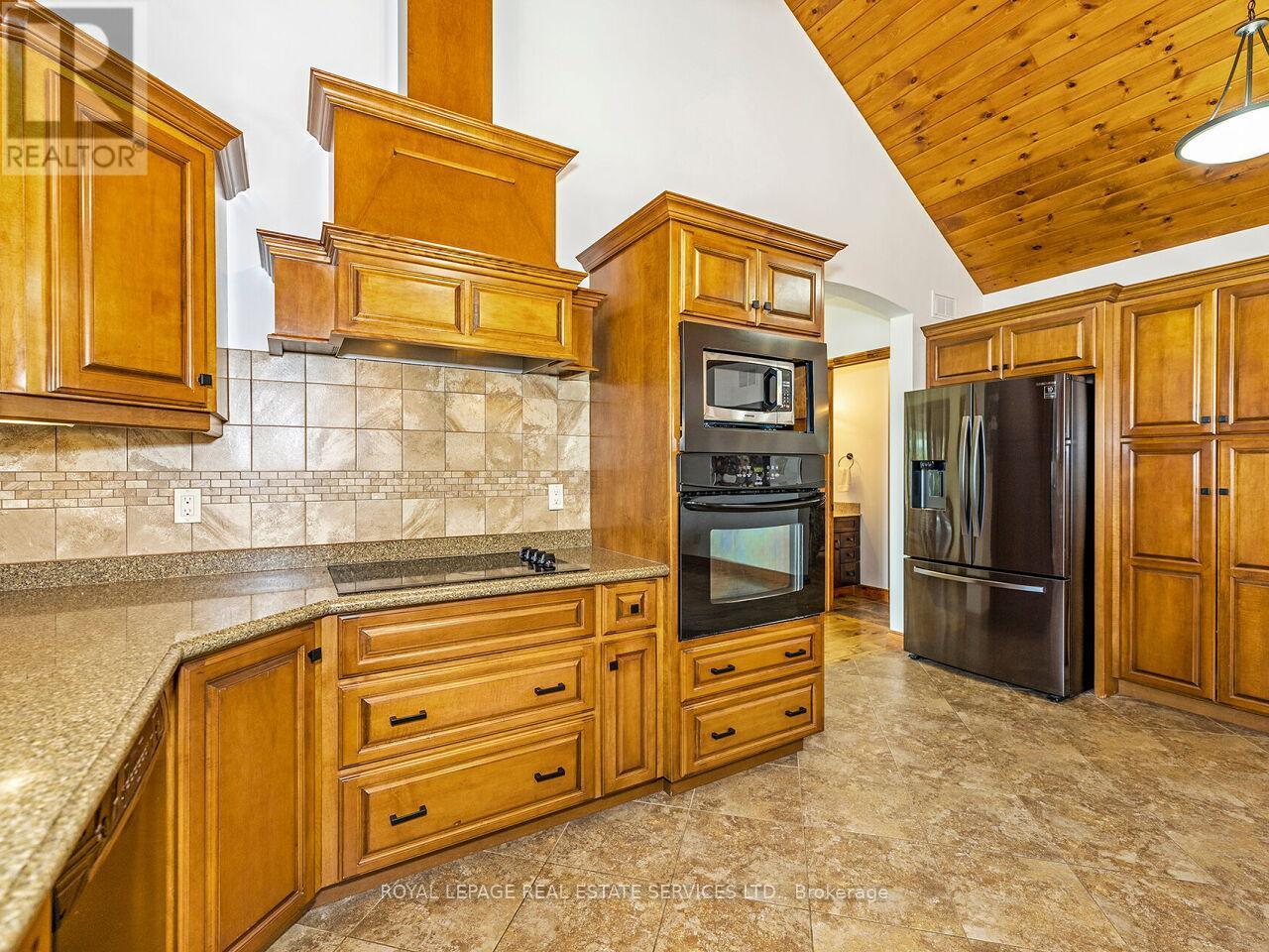 












114 ISLANDVIEW LANE

,
Chisholm,




Ontario
P0H1Z0

