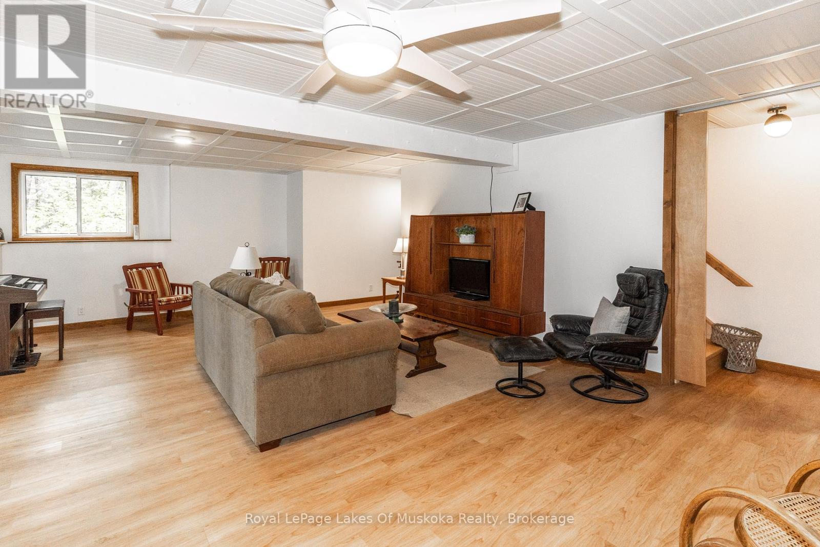 












195 RIVER VALLEY DRIVE

,
Huntsville (Stephenson),




Ontario
P0B1C0

