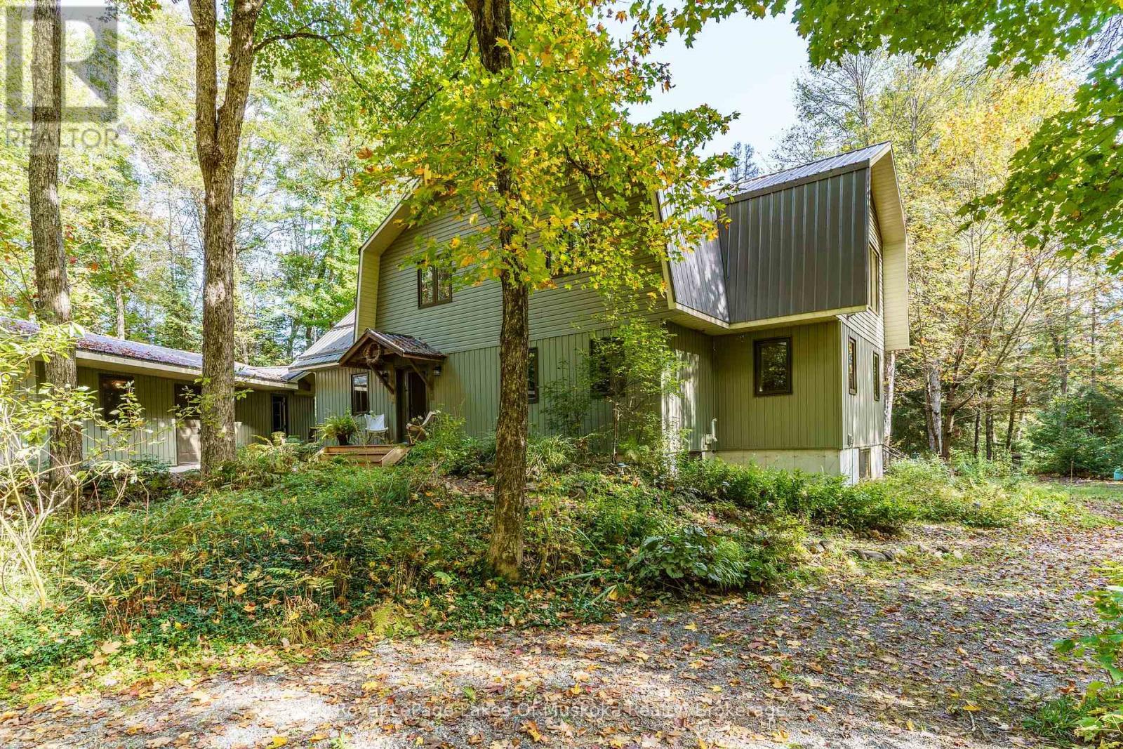 












195 RIVER VALLEY DRIVE

,
Huntsville (Stephenson),




Ontario
P0B1C0

