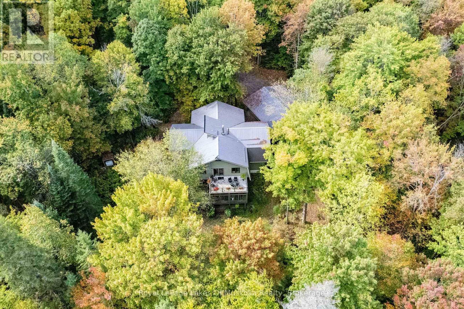 












195 RIVER VALLEY DRIVE

,
Huntsville (Stephenson),




Ontario
P0B1C0

