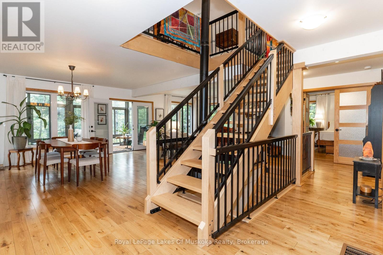 












195 RIVER VALLEY DRIVE

,
Huntsville (Stephenson),




Ontario
P0B1C0

