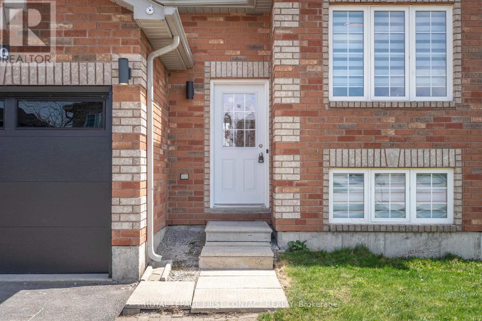 












60 WILLIAM PADDISON DRIVE

,
Barrie,




Ontario
L4M0G4


