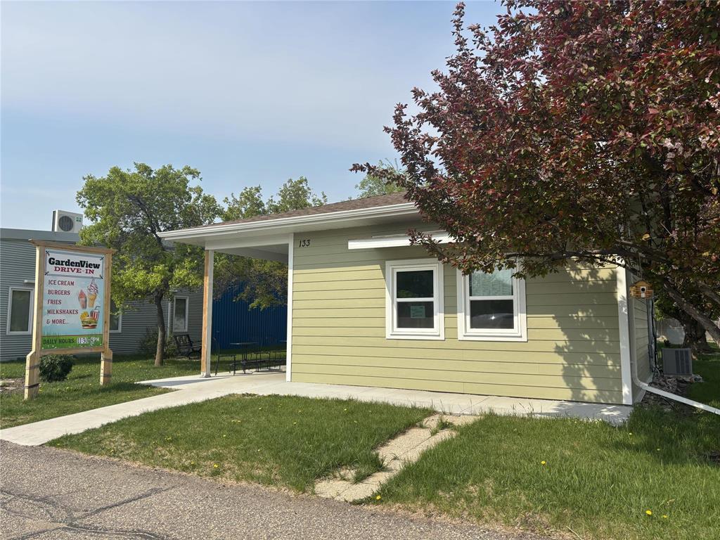 












133 4th Street

,
Wawanesa,




Manitoba
R0K2G0

