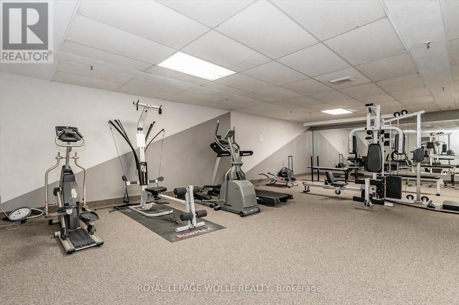 












204 - 29 WEST AVENUE W

,
Kitchener,




Ontario
N2M5E4

