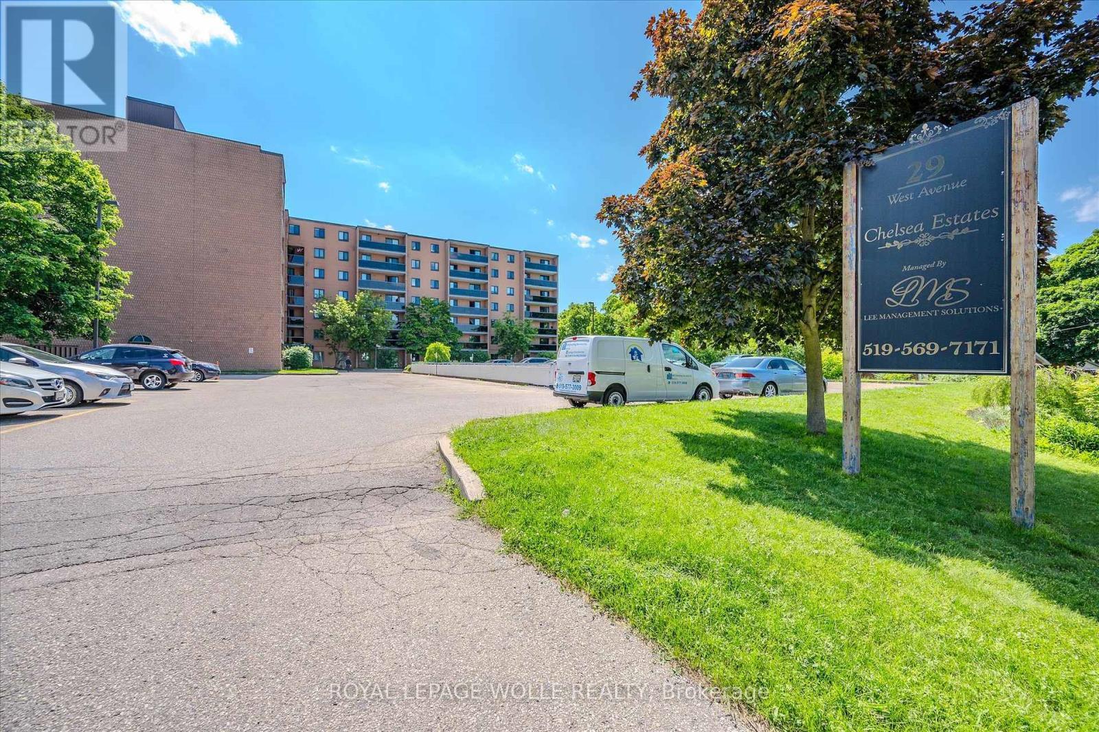 












204 - 29 WEST AVENUE W

,
Kitchener,




Ontario
N2M5E4

