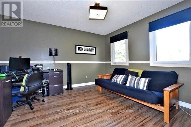 












51 FALAN HEIGHTS CRESCENT

,
Aurora,




Ontario
L4G5B8

