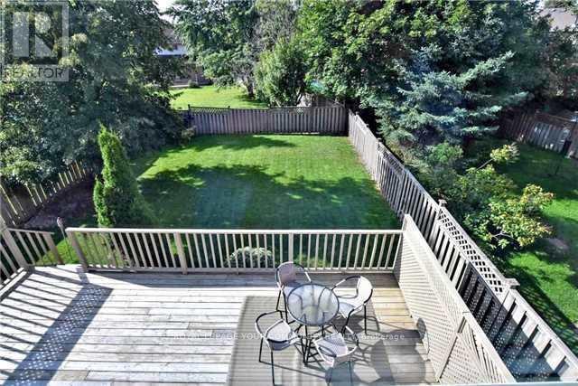 












51 FALAN HEIGHTS CRESCENT

,
Aurora,




Ontario
L4G5B8

