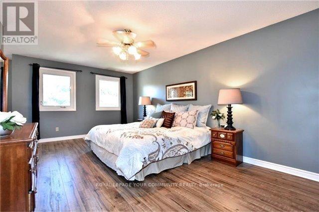 












51 FALAN HEIGHTS CRESCENT

,
Aurora,




Ontario
L4G5B8

