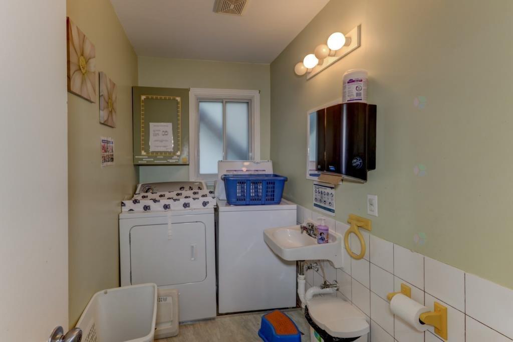 









310


Mtée Sanche

,
Rosemère,




QC
J7A3R6

