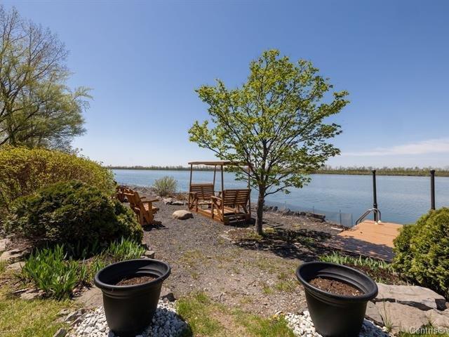 









8050


Boul. St-Laurent

, 1005,
Brossard,




QC
J4X2P1

